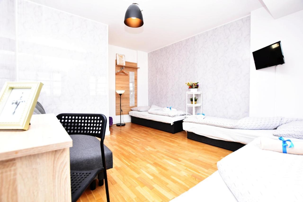 City Central Hostel วรอตซวาฟ ภายนอก รูปภาพ
