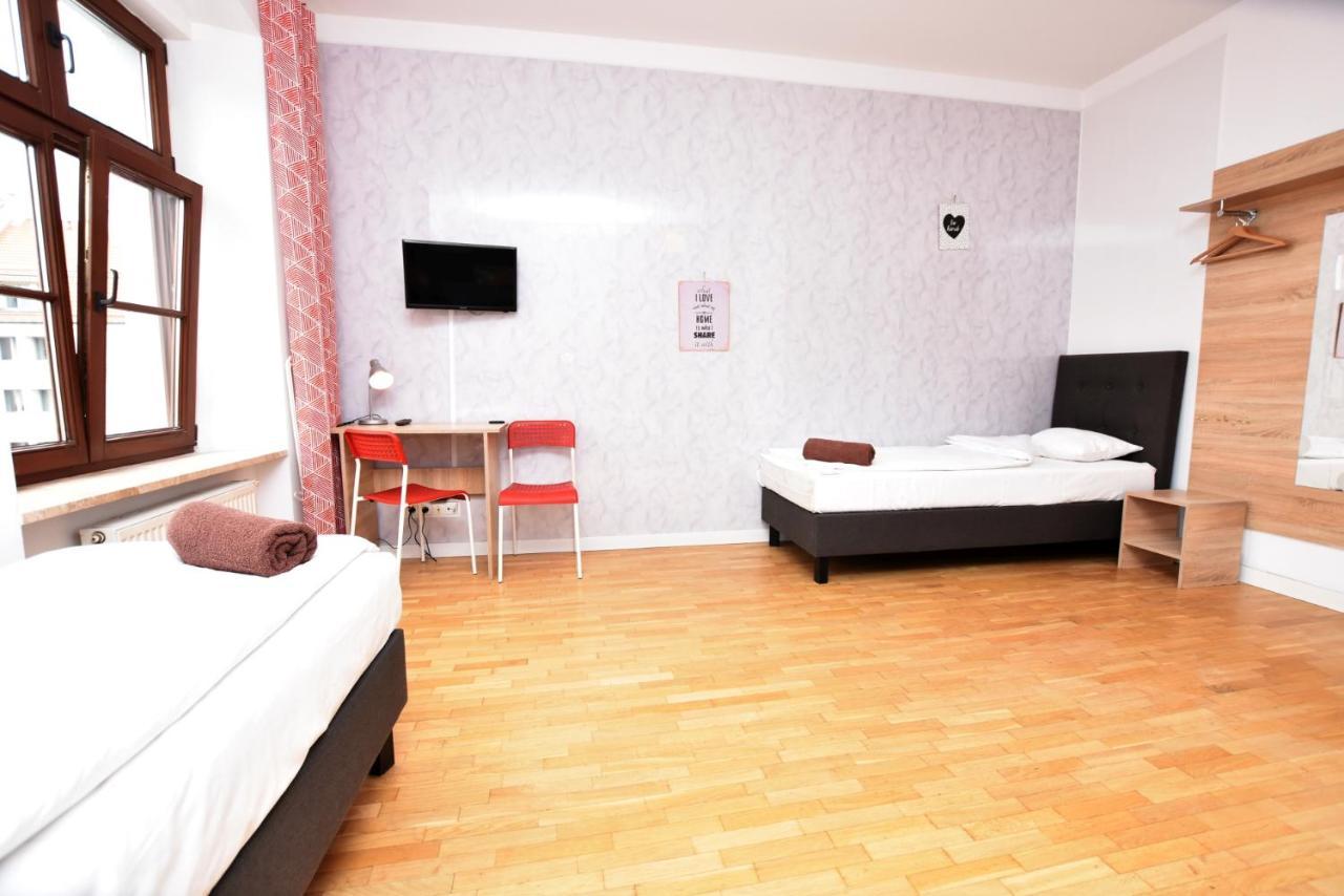 City Central Hostel วรอตซวาฟ ภายนอก รูปภาพ